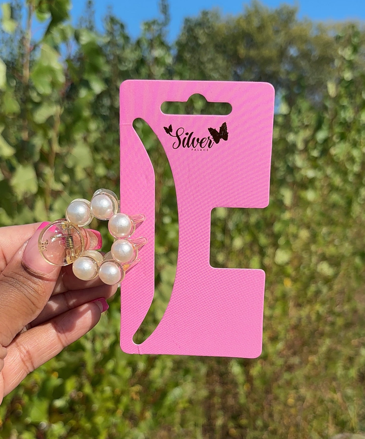 Elegant Pearl Hair Claw Clips
