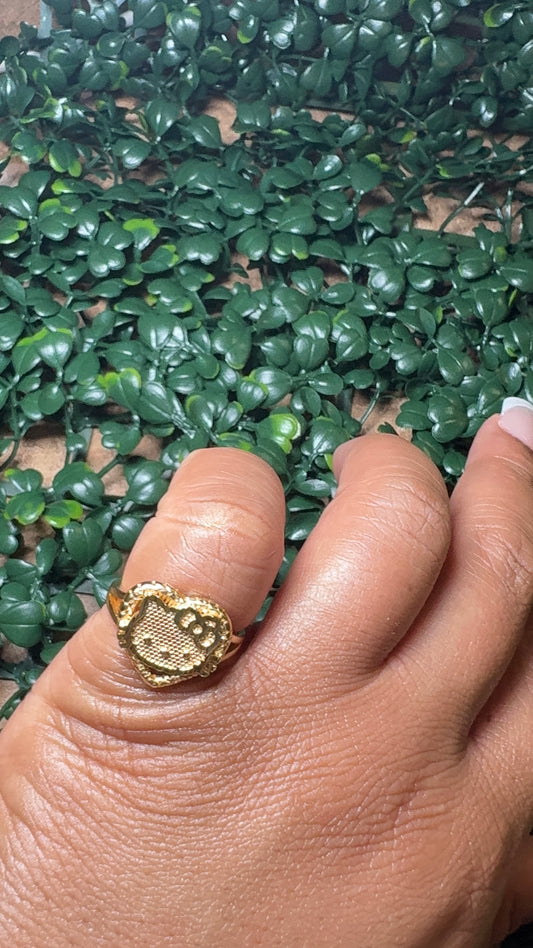 Small face HK ring