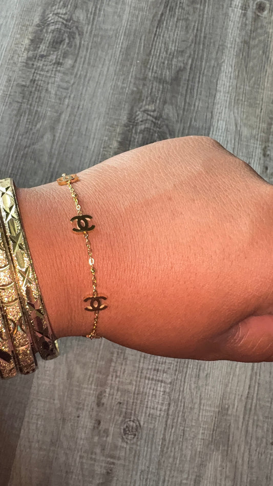 ✨ Luxe Charm Link Bracelet