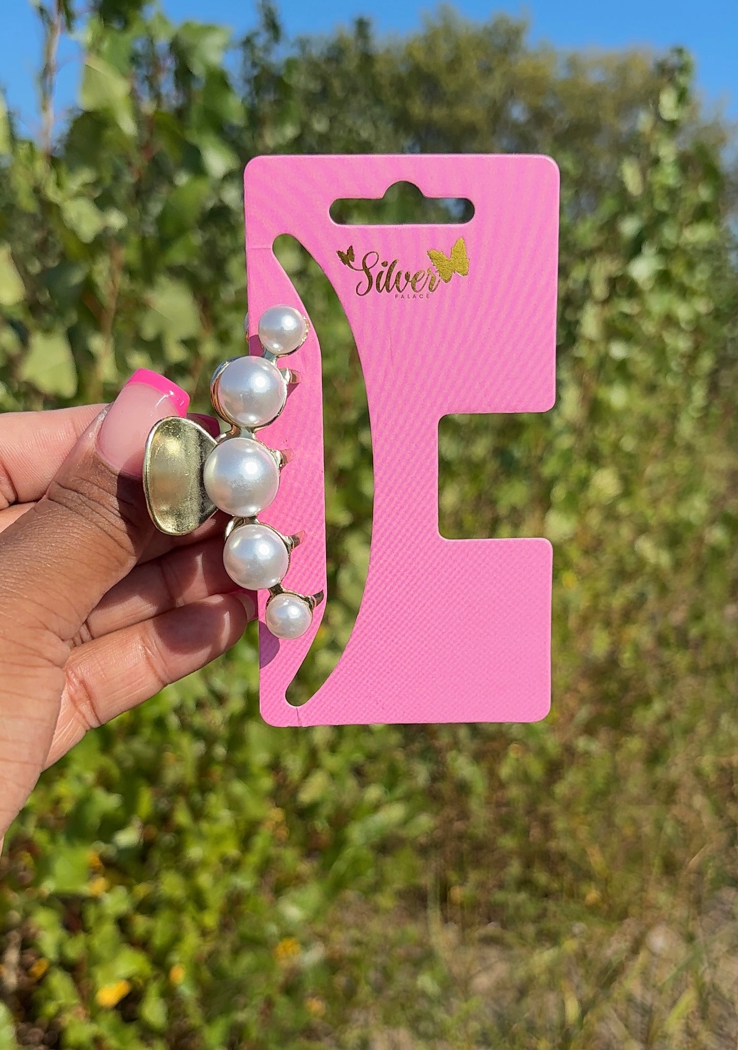 Elegant Pearl Hair Claw Clips
