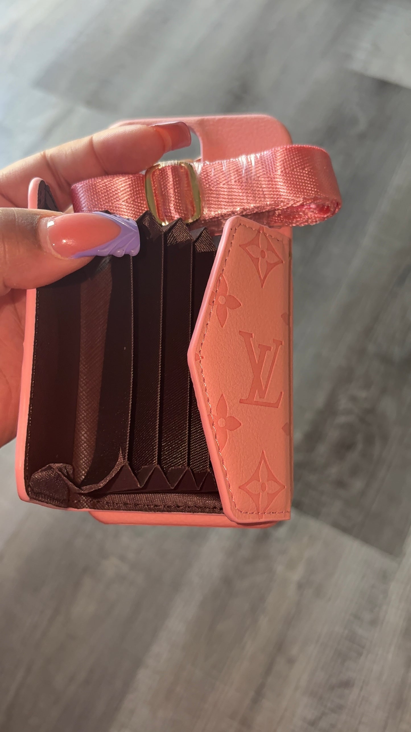 Lv strap /wallet case