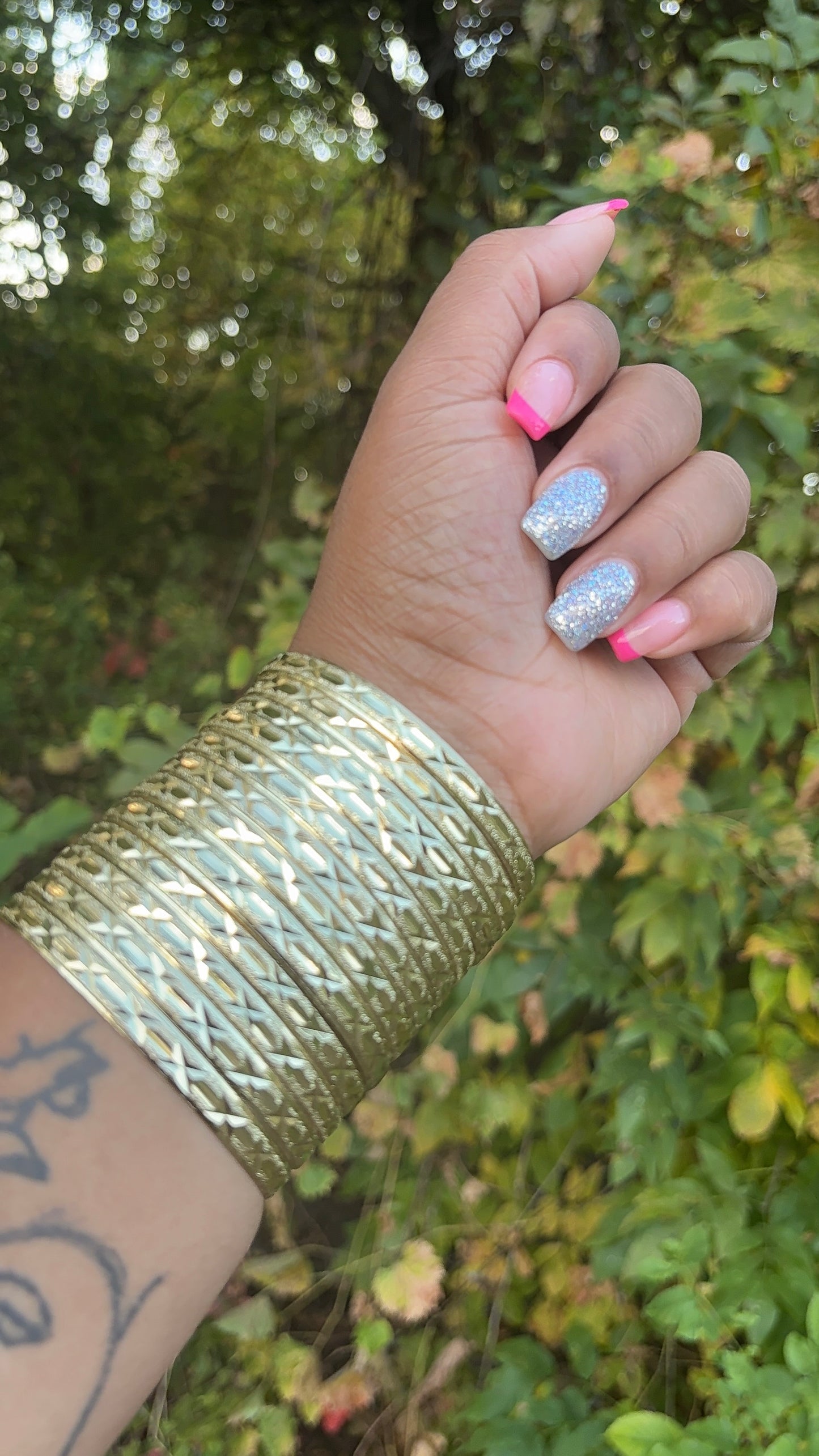 ✨ Golden Textured Bangle Set ✨